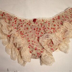 Floral Lace Ruffle Panties
